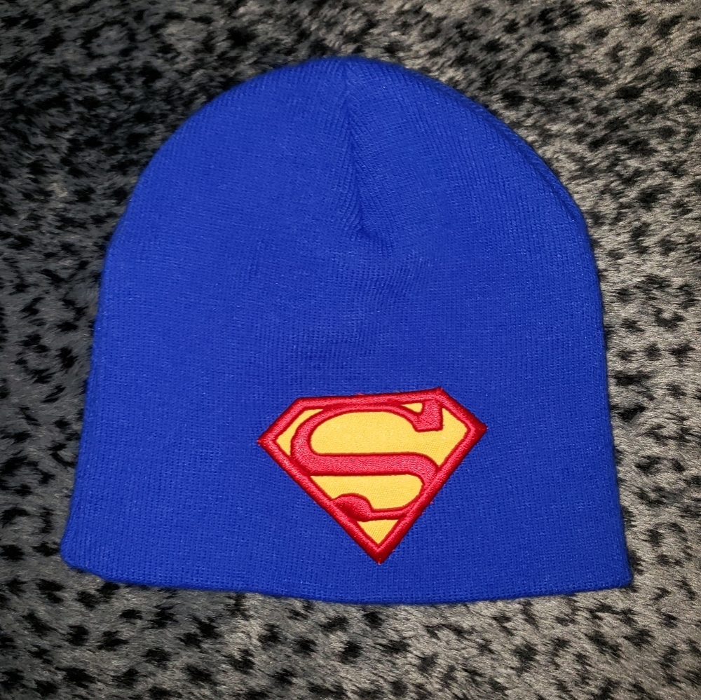 Captain America and Superman winter Hats - Picture 3 of 3